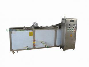 供應(yīng)熱銷(xiāo)食品油炸機(jī) 新旭東機(jī)械花生米油炸機(jī)助力食品加工行業(yè)